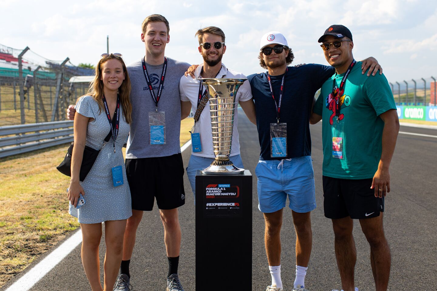 Hungary Fans an trophy